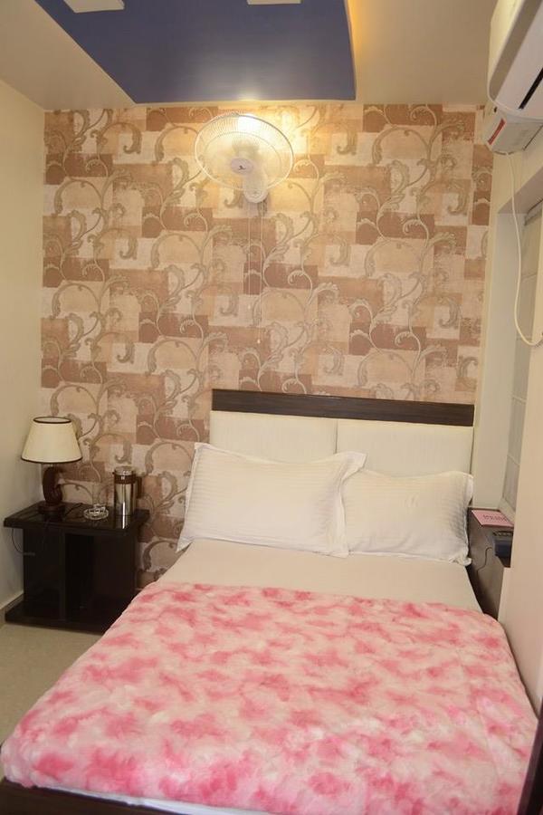 Hotel MMK Kanpur Buitenkant foto